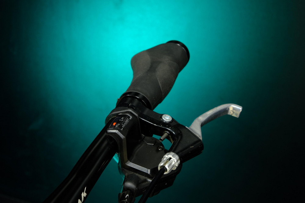 Lorak Glory 1000 Матовый Чёрный/Мятный рама 19 (на рост 171-182)