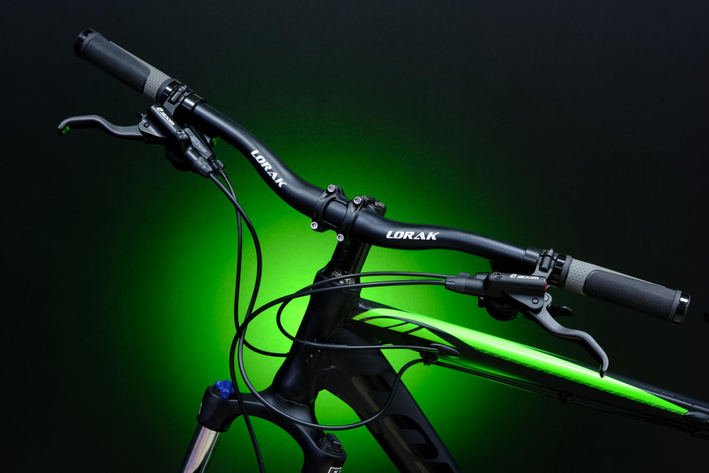 Lorak 7.0 Матовый Чёрный/Зелёный рама 21 (на рост 183-190)